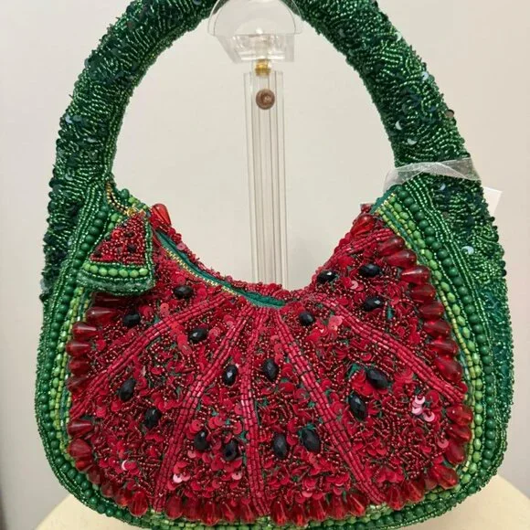 VIRAL HARD TO FIND TRENDING  BEADED BAGS - Picture 6 of 6